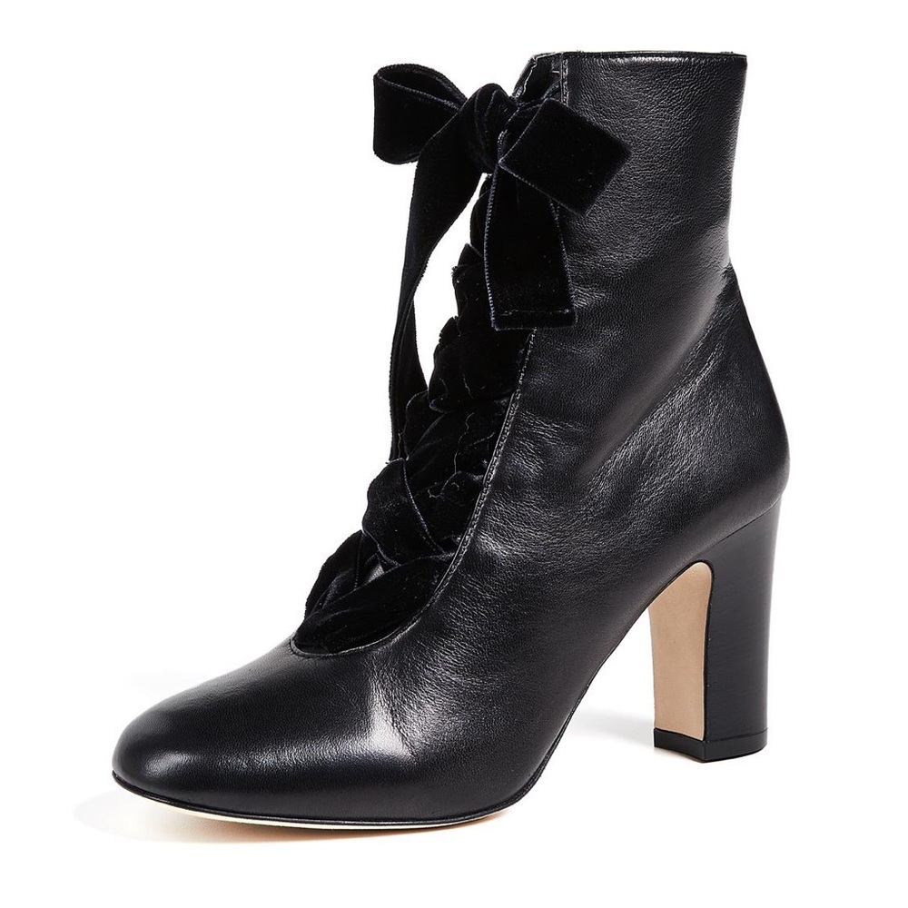 Maxine Lace Up Ankle Boots In Black